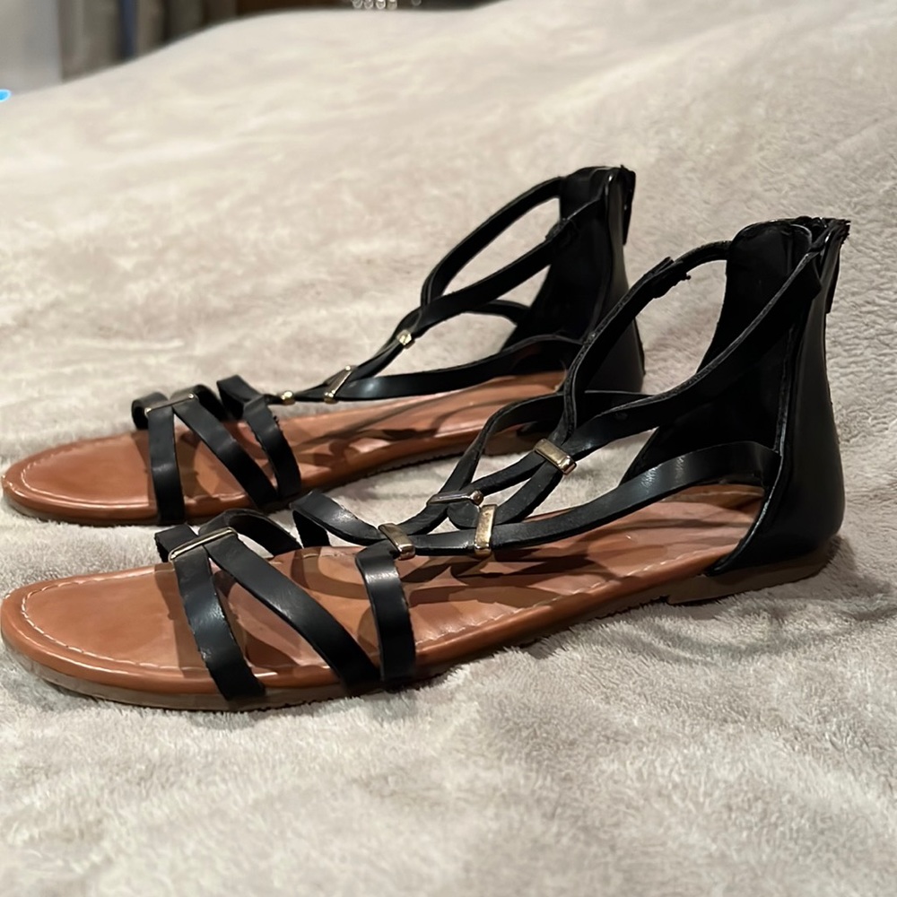 Gladiator sandal with gold accents